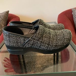 Dansko Clog Fabric Pro Vegan Leather Size 39